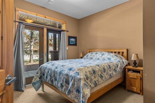 1003-70 Dyrgas Gate, Canmore, AB - Indoor Photo Showing Bedroom