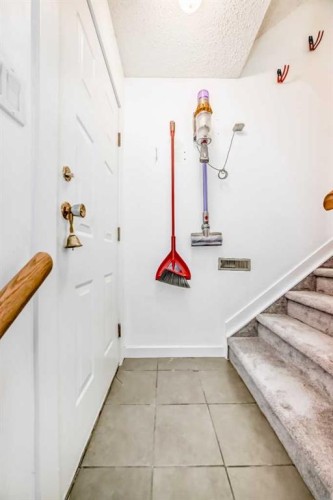 2235 7 Avenue, Calgary, AB 