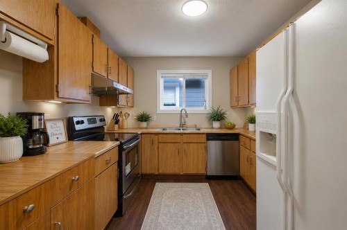 24 Bedford Road Ne, Calgary, AB 