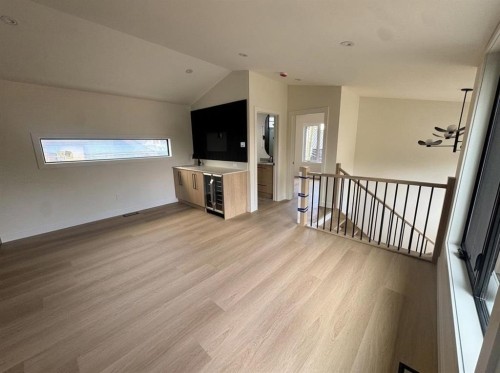 634A 7Th Street, Canmore, AB - Indoor