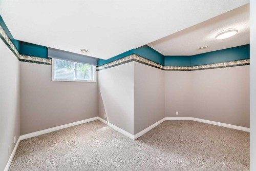 177 Douglas Glen Heath Se, Calgary, AB - Indoor Photo Showing Other Room