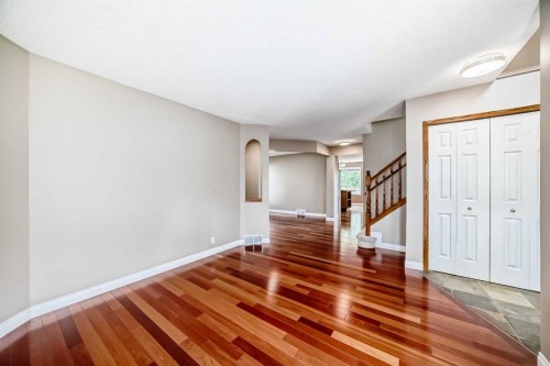 177 Douglas Glen Heath Se, Calgary, AB - Indoor Photo Showing Other Room