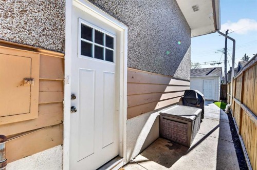 3336 39 Street Sw, Calgary, AB - Outdoor With Exterior