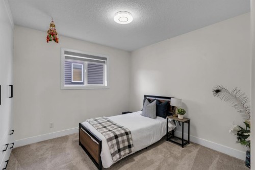 71 Canals Close Sw, Airdrie, AB - Indoor Photo Showing Bedroom