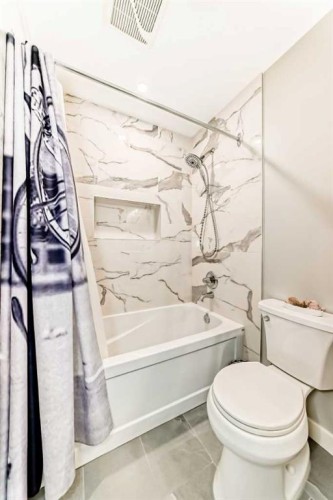 11 Huntstrom Place Ne, Calgary, AB - Indoor Photo Showing Bathroom