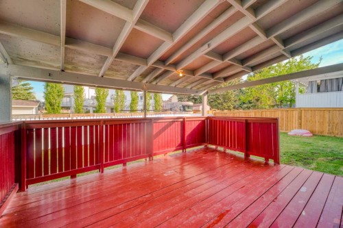 8286 Edgebrook Drive Nw, Calgary, AB -  With Deck Patio Veranda With Exterior
