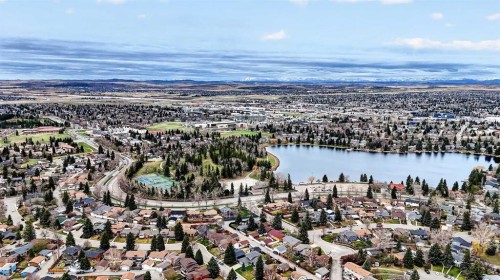 832-860 Midridge Drive Se, Calgary, AB - Outdoor With View