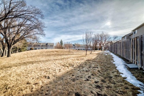 57-5520 1 Avenue Se, Calgary, AB 