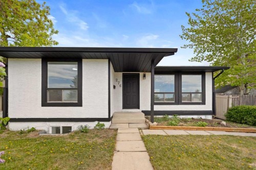 276 Fallswater Road Ne, Calgary, AB - Outdoor