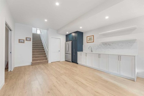 12572 Crestmont Boulevard Sw, Calgary, AB 