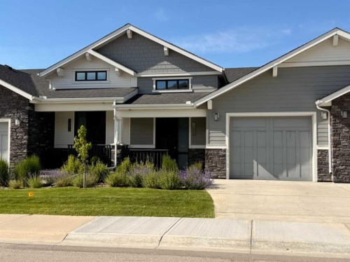 12572 Crestmont Boulevard Sw, Calgary, AB 