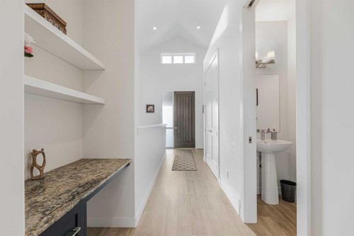 12572 Crestmont Boulevard Sw, Calgary, AB 