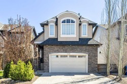 106 Cranarch Landing SE Calgary, AB T3M 0Z7