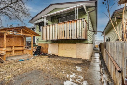 D-903 44 Street SE Calgary, AB T2A 5K7