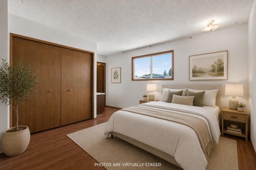 123 Rundleridge Way Ne, Calgary, AB - Indoor Photo Showing Bedroom
