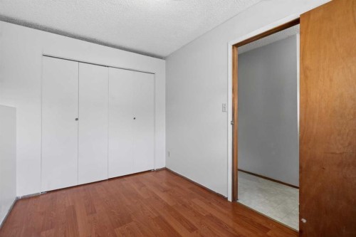 123 Rundleridge Way Ne, Calgary, AB - Indoor Photo Showing Other Room