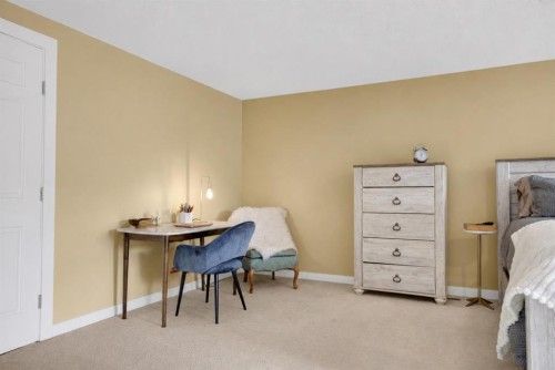 12 Wood Crescent Sw, Calgary, AB - Indoor