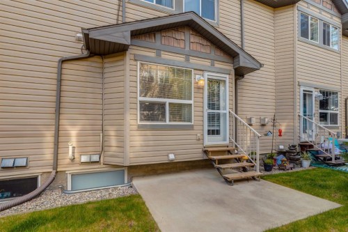 102 Cimarron Trail, Okotoks, AB - Outdoor With Exterior
