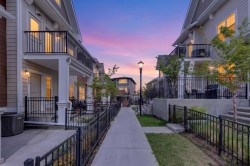814 Cranbrook Walk SE Calgary, AB T3M 2V5