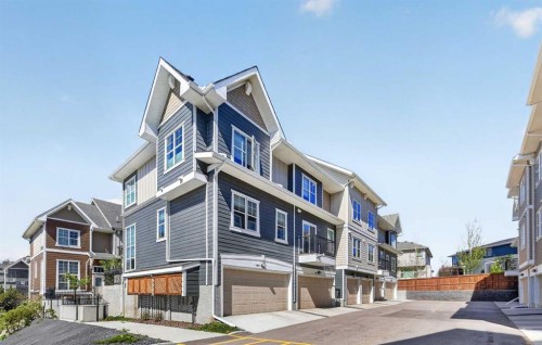 814 Cranbrook Walk Se, Calgary, AB - Outdoor
