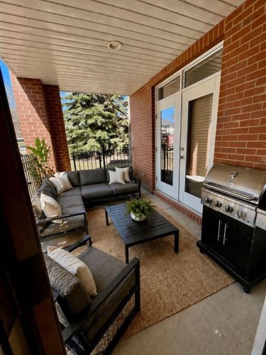 4107-24 Hemlock Crescent Sw, Calgary, AB - Outdoor With Deck Patio Veranda With Exterior