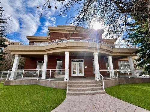 4107-24 Hemlock Crescent Sw, Calgary, AB - Outdoor With Deck Patio Veranda