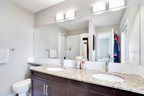 1511 Wentworth Villas Sw, Calgary, AB - Indoor Photo Showing Bathroom