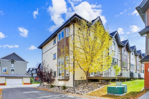 1511 Wentworth Villas Sw, Calgary, AB - Outdoor