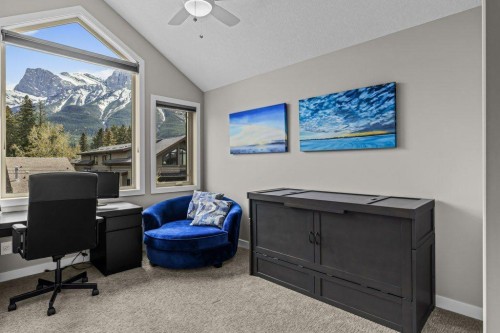 2-817 4Th Street, Canmore, AB - Indoor Photo Showing Office