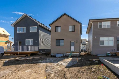 123 Montane Link Se, High River, AB - Outdoor