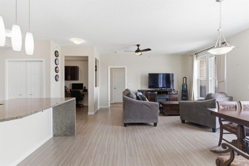 408-207 Sunset Drive, Cochrane, AB - Indoor