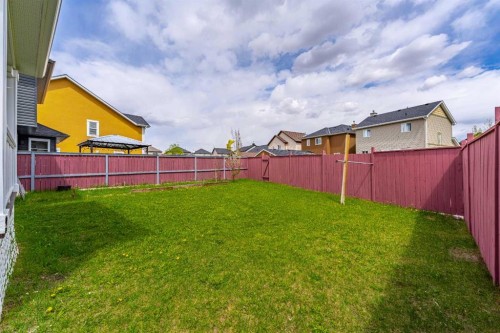 286 Martha'S Manor Ne, Calgary, AB 