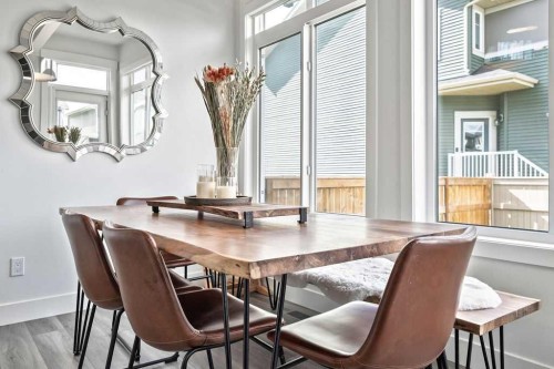 29 Sundown Close, Cochrane, AB - Indoor Photo Showing Dining Room