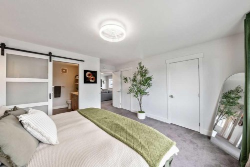 29 Sundown Close, Cochrane, AB - Indoor Photo Showing Bedroom