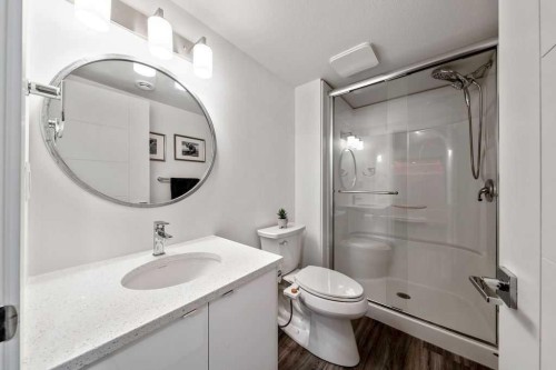 29 Sundown Close, Cochrane, AB - Indoor Photo Showing Bathroom
