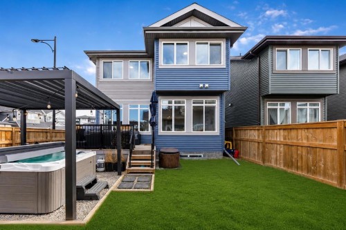 29 Sundown Close, Cochrane, AB - Outdoor