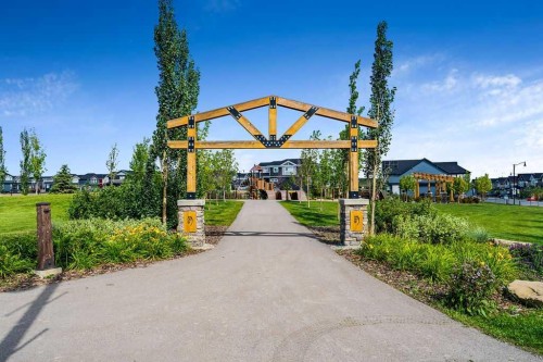 29 Sundown Close, Cochrane, AB - Outdoor
