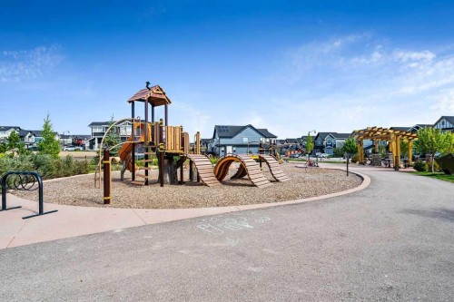 29 Sundown Close, Cochrane, AB - Outdoor