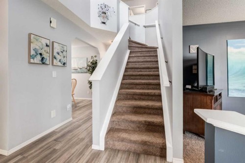 133 Sandpiper Circle Nw, Calgary, AB 