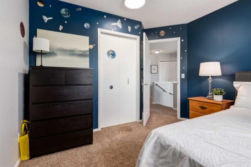 133 Sandpiper Circle Nw, Calgary, AB 