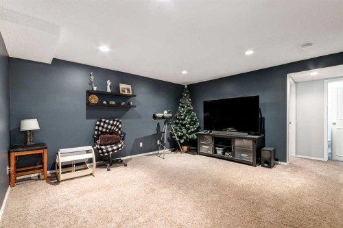 133 Sandpiper Circle Nw, Calgary, AB 