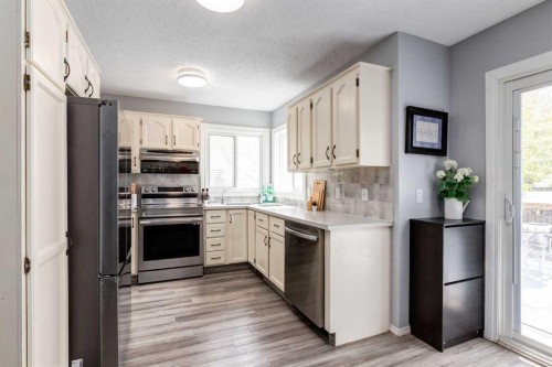 133 Sandpiper Circle Nw, Calgary, AB 