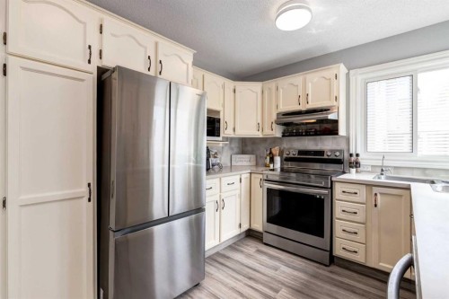 133 Sandpiper Circle Nw, Calgary, AB 