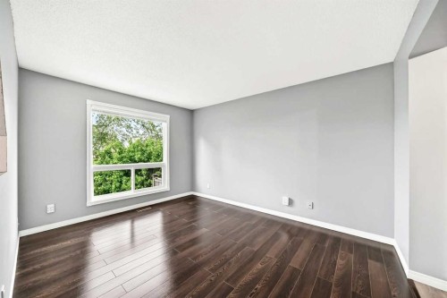 23-6915 Ranchview Drive Nw, Calgary, AB - Indoor Photo Showing Other Room