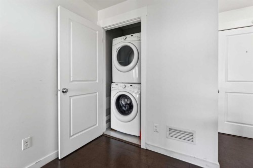 2303-302 Skyview Ranch Drive Ne, Calgary, AB - Indoor Photo Showing Laundry Room