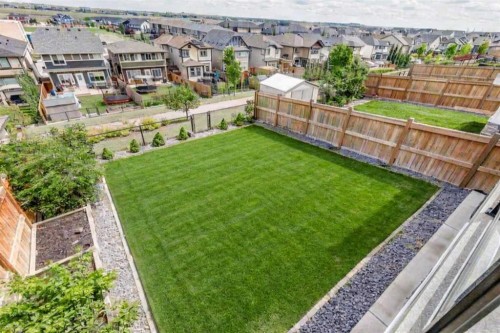 247 Hillcrest Heights Sw, Airdrie, AB - Outdoor