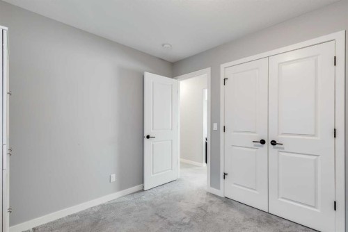 247 Hillcrest Heights Sw, Airdrie, AB - Indoor Photo Showing Other Room