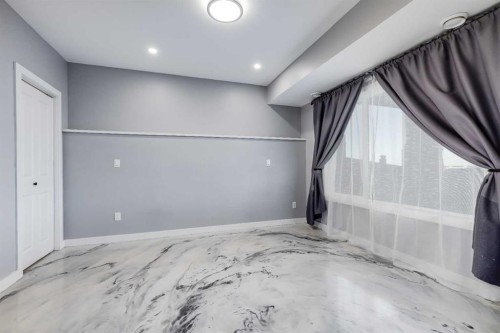 247 Hillcrest Heights Sw, Airdrie, AB - Indoor