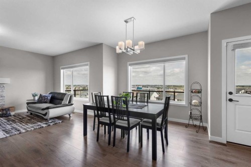 247 Hillcrest Heights Sw, Airdrie, AB - Indoor
