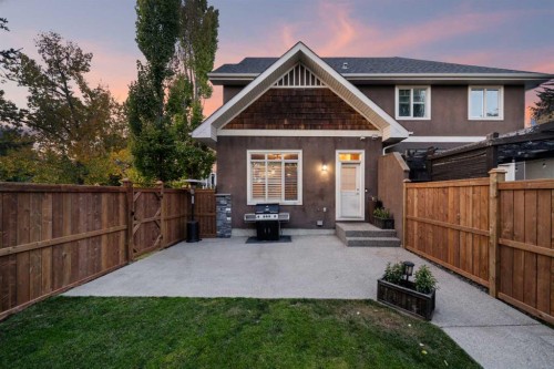 2341 6 Avenue Nw, Calgary, AB - Outdoor